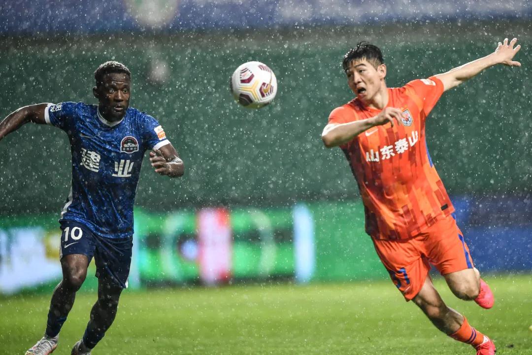هدافي دوري أبطال أوروبا تاريخياًأساطير صنعت التاريخ