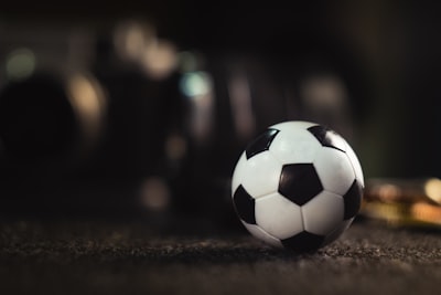 ميلان ويوفنتوس بث مباشرمواجهة كلاسيكية في الدوري الإيطالي